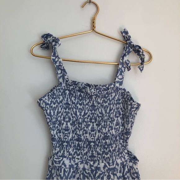 Blue & White Flowy Maxi Dress - Picture 4 of 9